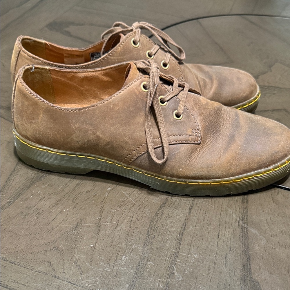Men’s Dr. Martens Brown Leather Oxfords AirWair